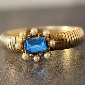 1950s Sapphire Blue Glass Pearl Expansion Bracelet Gold Tone “Palm Beach Glam”